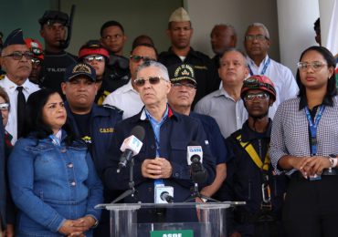 Ayuntamiento Santo Domingo Este y organismos de socorro cierran cuatro balnearios