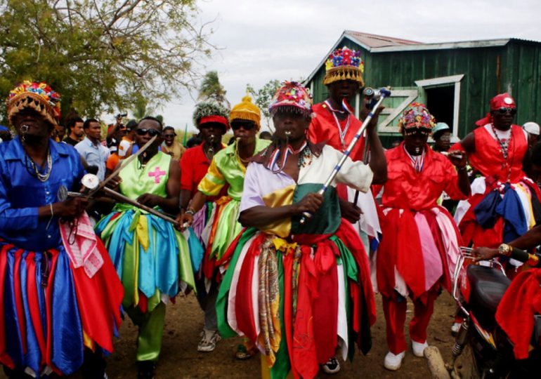 El gagá, un ritmo domínico-haitiano que celebra la Semana Santa