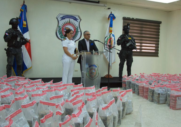 VIDEO | Ocupan 1,613 paquetes de drogas en operativos en provincia Peravia