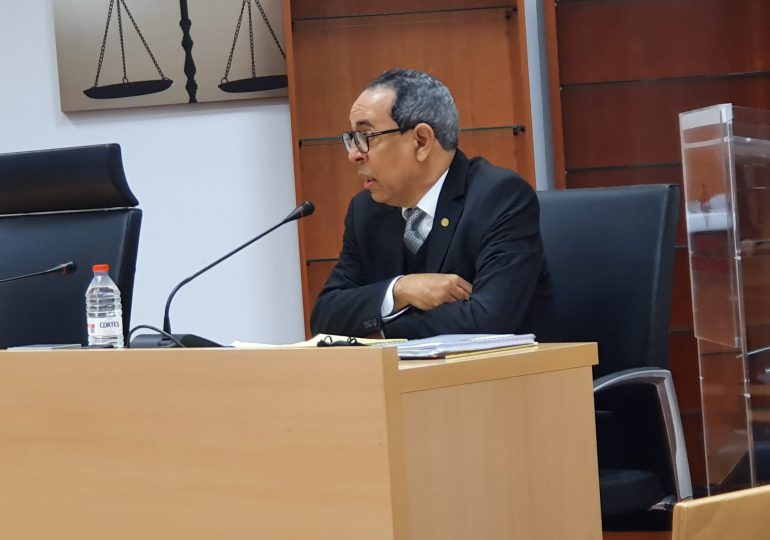 Magistrado Herrera Carbuccia presenta tesis en España; único juez de carrera con dos títulos de PHD