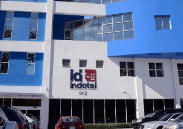 Indotel cierra seis emisoras, 25 revendedores de internet y un canal de tv que operaban de manera ilegal