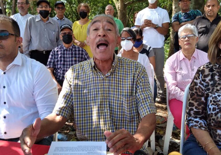 VIDEO|Comunitarios denuncian pretensiones del alcalde municipio Puñal para despojarles de área verde