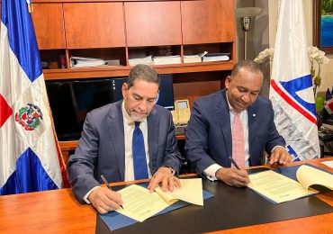 Departamento Aeroportuario y Consulado Dominicano inician promoción aviación privada RD en NY