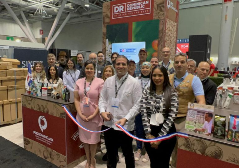 Consulado Dominicano en Boston acompaña a ProDominicana en apertura feria del café 2022