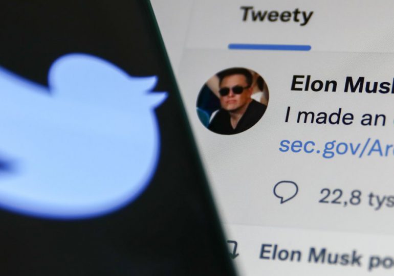 Enfoque: ¿El Twitter de Musk tendrá más libertad o más mensajes de odio?