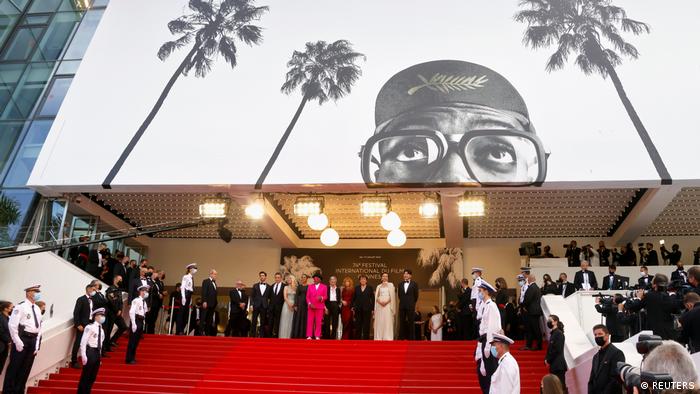 Entre glamur y política empieza la competición en el Festival de Cannes