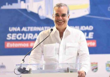 Luis Abinader es el presidente mejor valorado de América Latina, revela estudio