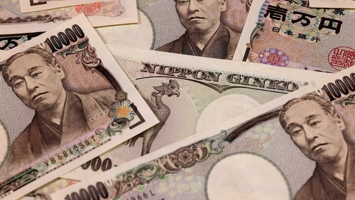 Arrestan a japonés que recibió 360.000 dólares en ayuda por covid por error