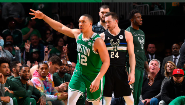 Celtics vencen a Bucks e igualan la serie semifinal de la Conferencia Este