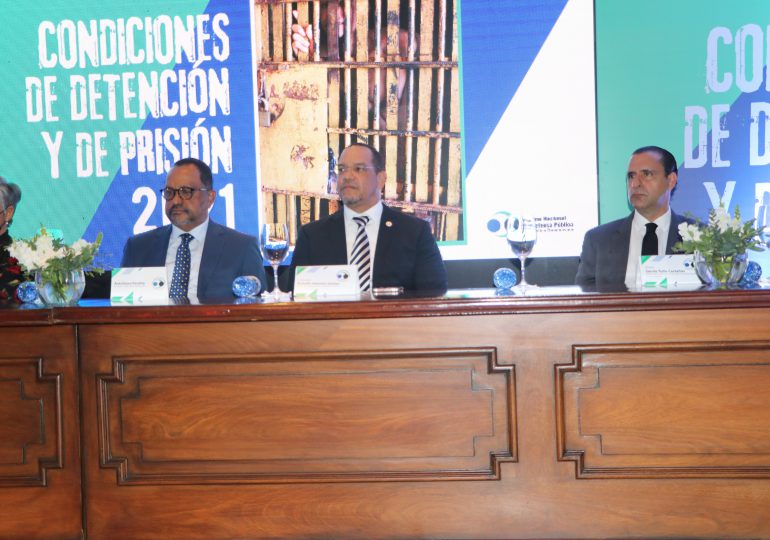 Oficina de Defensa Pública presenta informe sobre situación de personas privadas de libertad en RD