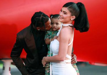 Kylie Jenner compartió un vistazo de su dulce Día de la Madre con Travis Scott y Stormi Webster