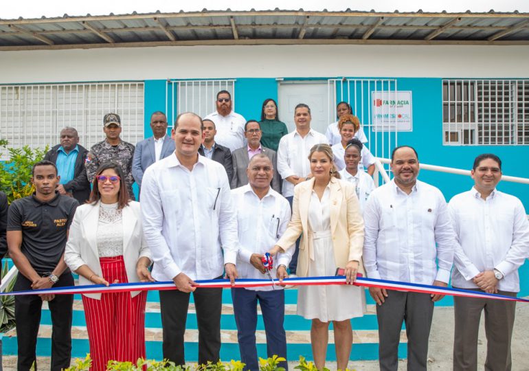 Autoridades abren una Farmacia del Pueblo en Penitenciaría Nacional de La Victoria