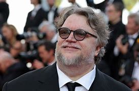"Mi primer deber es contar historias", dice Guillermo del Toro en Cannes