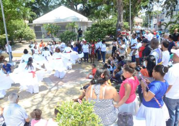 Alcaldía Santiago lleva a La Joya actividad dirigida a la familia