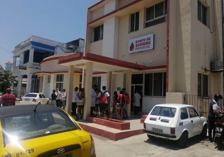 Donan sangre en Cuba para socorrer a heridos tras explosión en hotel