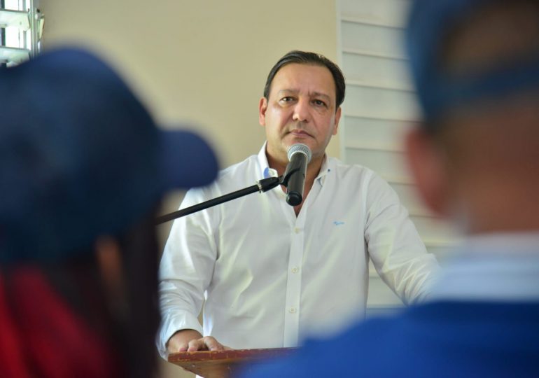 Abel Martínez pide renuncia inmediata gabinete eléctrico del Gobierno por incapacidad