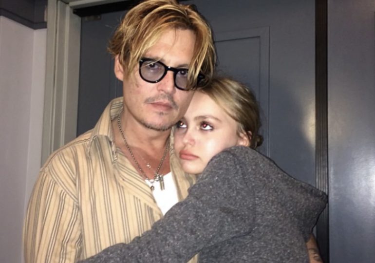 Hija de Johnny Depp cumple 23 años en medio de batalla legal con Amber Heard
