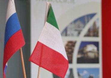 Italia tilda de "acto hostil" la expulsión por parte de Rusia de sus diplomáticos