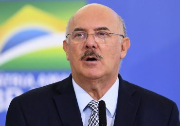 Policía brasileña arresta a exministro de Bolsonaro acusado de corrupción