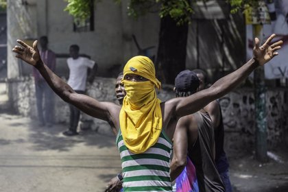 Liberan a tres de ocho ciudadanos turcos secuestrados por una pandilla en Haití