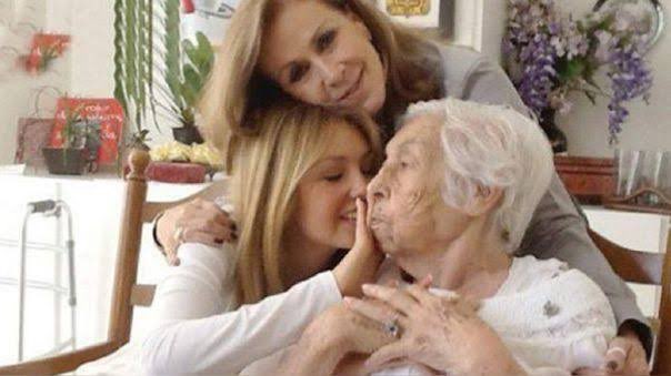 Muere a los 104 años, Doña Eva Mange, abuela de Thalía y Laura Zapata