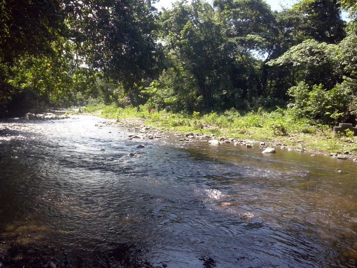 Encuentran muertos en río Higüero a dos hermanos reportados como desaparecidos