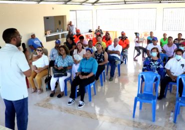 Ministerio Público de Santiago lleva su programa Fiscalía y Sociedad a la comunidad de Capilla
