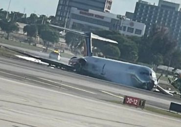 Vídeo| Avión de la aerolínea dominicana Red Air se accidenta en Miami