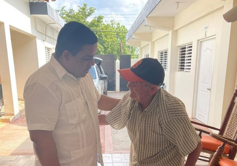 Gutiérrez apoya asilo de envejecientes en Dajabón
