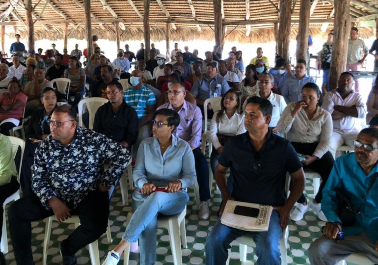 Población de Manzanillo rechaza proyecto de artillero en espacio de playa pública