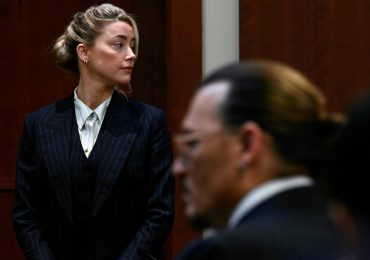Amber Heard difamó a su exmarido Johnny Depp, dice el jurado