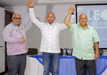 Diputado Ramón Bueno apoya a Leo Alcántara para presidencia PRM en Circunscripción 3 del DN