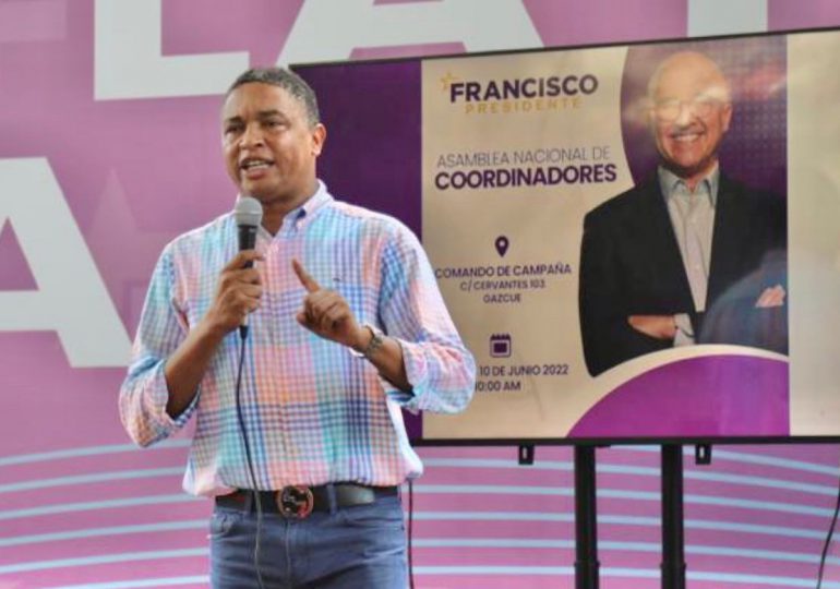 Iván Lorenzo: “Francisco Domínguez Brito exhibe las mejores condiciones para sacar a Luís Abinader y el PRM del gobierno”