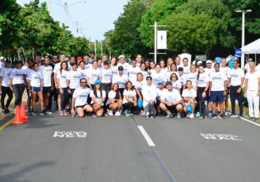 Grupo “Los Titanes” realiza caminata en honor a Orlando Jorge Mera