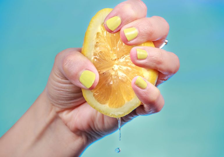 Beneficios de la vitamina C para una piel hidratada