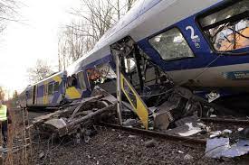 Investigación contra empleados de compañía ferroviaria tras accidente en Alemania