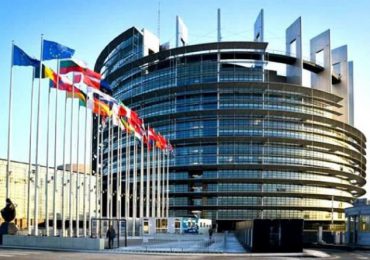 Parlamento Europeo rechaza normativa contra el cambio climático criticada por los Verdes