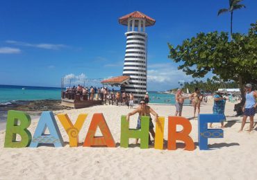 Turismo anunció la coordinanción de un plan de seguridad turística en Bayahibe