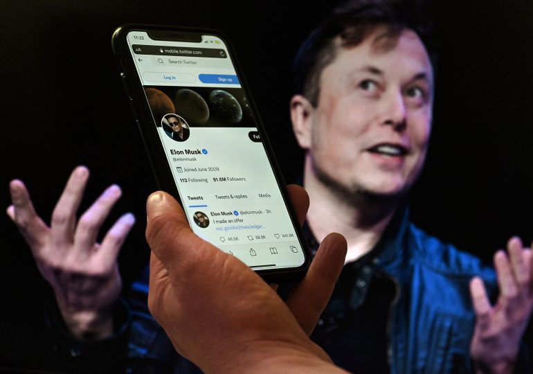 Caída de acuerdo para que Musk compre Twitter provoca reacciones
