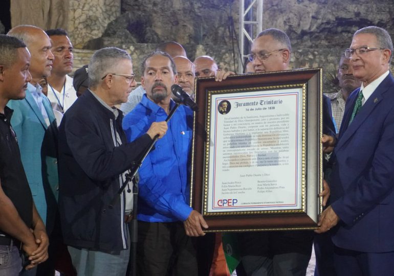 Efemérides Patria exhorta alcaldes sigan ejemplo de SDE en rescate de monumentos patrióticos