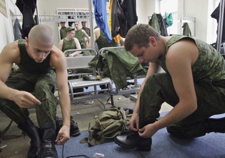 Los soldados rusos encarcelados en Ucrania sueñan con volver a casa