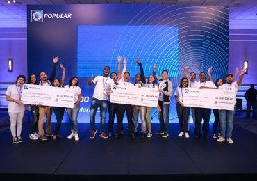 Banco Popular premia ideas creativas e innovadoras de colaboradores