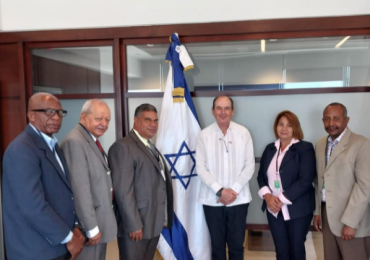 Embajador de Israel y Ex becarios de Japón discuten potenciales proyectos de desarrollo comunitario