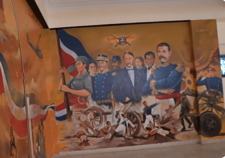 Ministerio de Defensa ilustra comedor con mural en honor a Padres de la Patria
