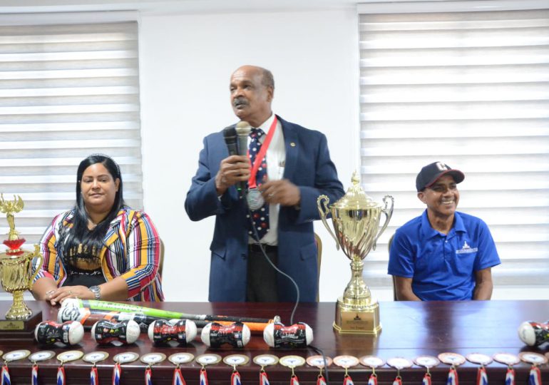 Anuncian primer torneo de béisbol “Copa Alcaldía de Santiago”