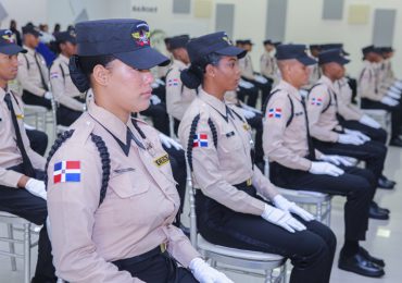 CESMET realiza XI graduación de agentes de seguridad promoción “Concepción Bona y Hernández”