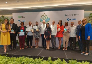 Otorgan Premio "Periodismo Ambiental" a cinco profesionales de la comunicación