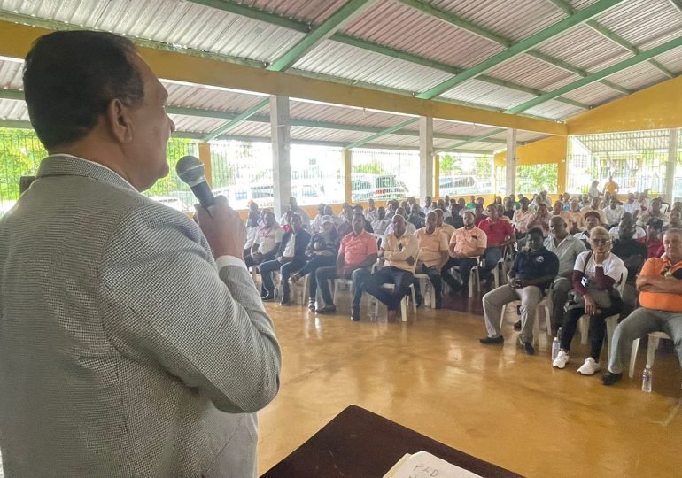 Antonio Marte juramenta ex candidato a senador del PRD