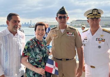 Embajadora dominicana en EEUU da la bienvenida a buque escuela de RD en Nueva York