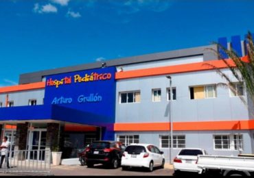 Hospital Infantil Arturo Grullón celebra y reconoce a médicos pediatras por su entrega y aporte a la salud infantil